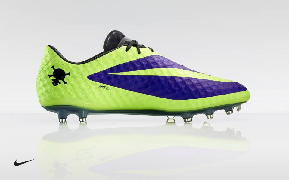 chuteira-nike-hypervenom