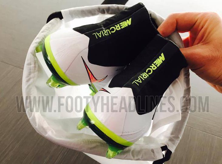 Detalhe da nova chuteira Nike Mercurial 2014-2015