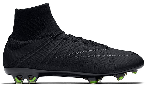 chuteiras pretas nike