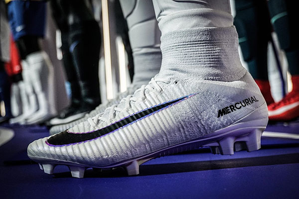 chuteira-nike-mercurial-superfly-v-branca-2016