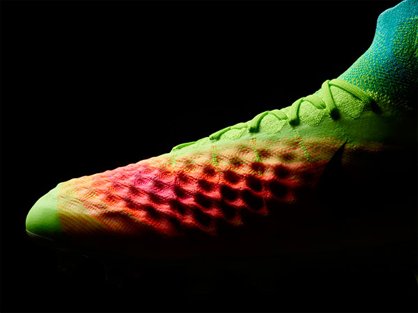 chuteira-nike-magista-obra-II-2016-2017-cabedal